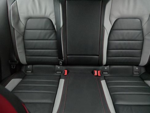 Used 2022 Volkswagen GTI SE image 13