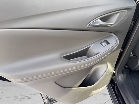 Used 2023 Buick Encore GX Select w/ Safety Package II image 32