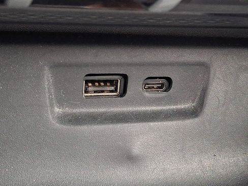 Used 2025 GMC Terrain Elevation image 24