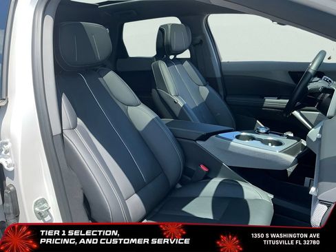 Used 2025 Cadillac Optiq Luxury 2 w/ LPO, Floor Liner Package AWD/4WD image 25