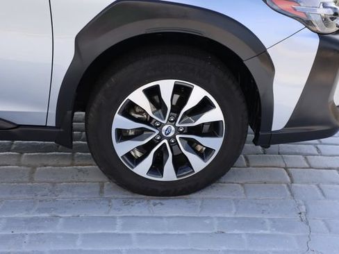 Used 2025 Subaru Outback Touring AWD/4WD image 60