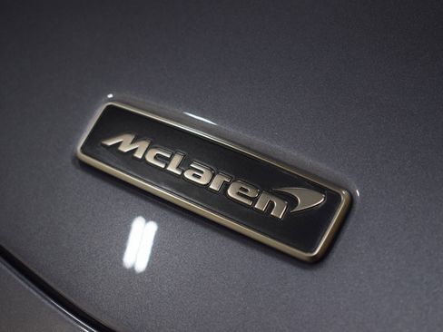 New 2025 McLaren Artura Spider image 2