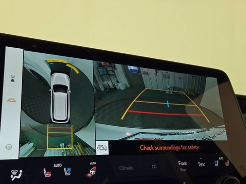 New 2026 Lexus TX 500h AWD image 19