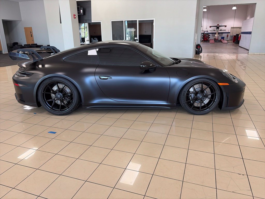 Used 2026 Porsche 911 GT3 RWD image 4