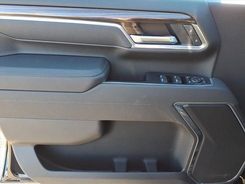 New 2026 Chevrolet Silverado 2500 LT w/ Z71 Chrome Sport Edition image 12