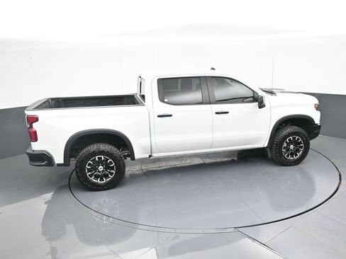 Used 2024 Chevrolet Silverado 1500 ZR2 w/ Technology Package AWD/4WD image 62