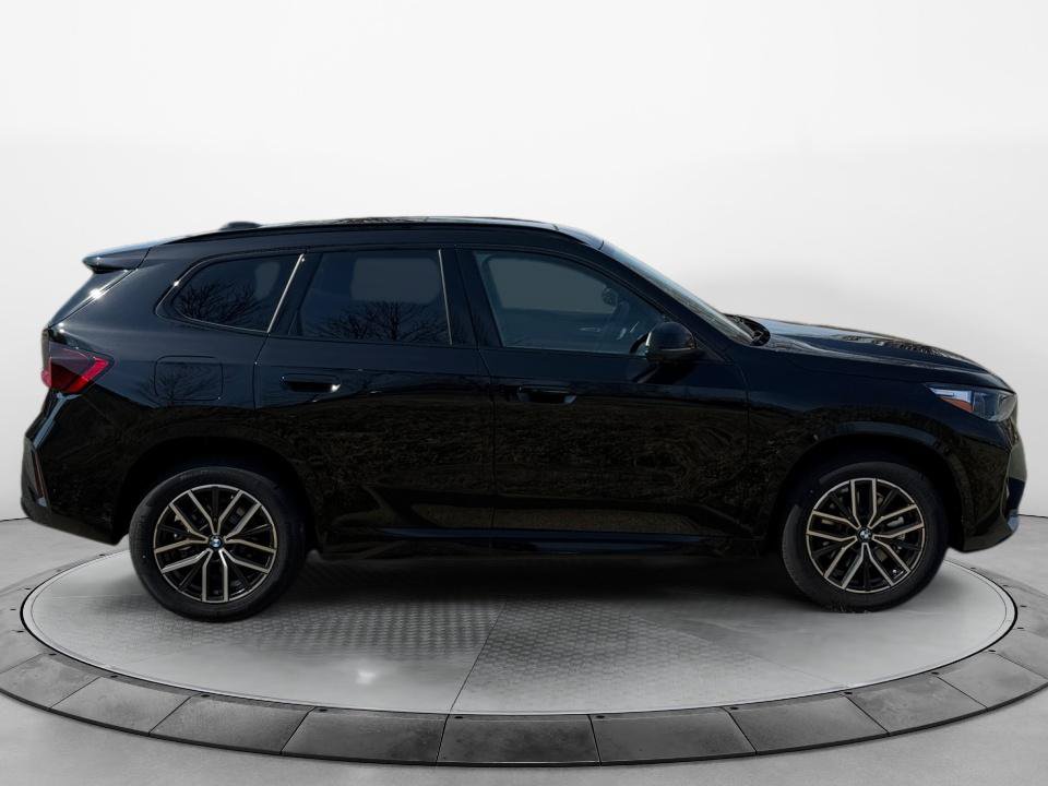 New 2026 BMW X1 xDrive28i AWD/4WD image 8