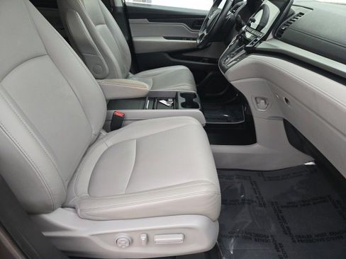 Used 2021 Honda Odyssey EX-L image 16