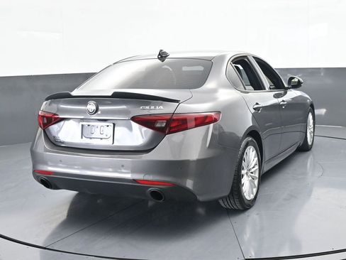 Used 2023 Alfa Romeo Giulia Sprint image 5