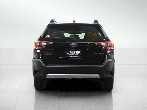 Used 2024 Subaru Outback Limited image 4