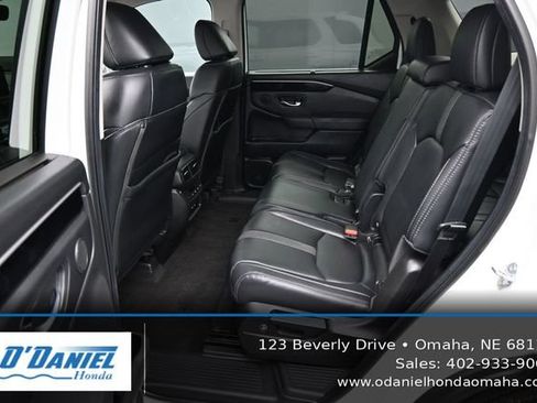 Used 2025 Honda Pilot EX-L image 35