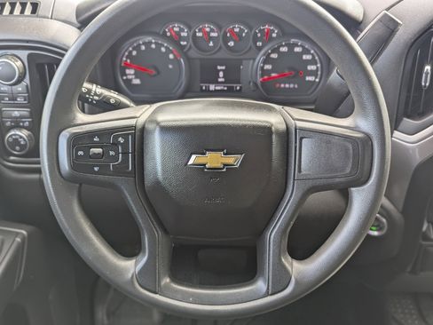 Used 2022 Chevrolet Silverado 1500 Custom image 33