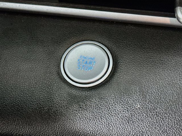 Used 2021 Hyundai Elantra SEL FWD image 18