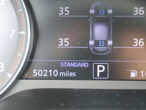 Certified 2023 INFINITI QX50 Sport FWD image 28