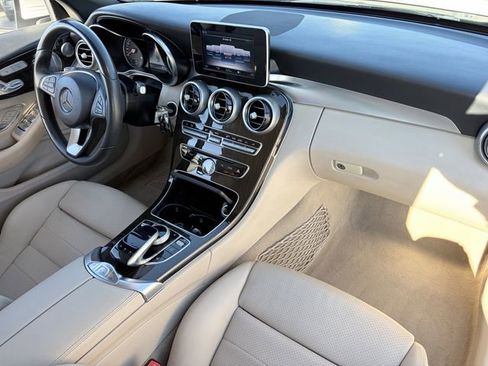 Used 2018 Mercedes-Benz C 300 Cabriolet image 20