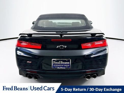 Used 2017 Chevrolet Camaro SS RWD image 9