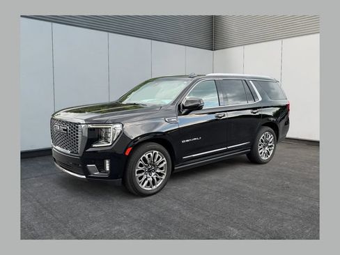 Used 2024 GMC Yukon Denali Ultimate AWD/4WD image 1
