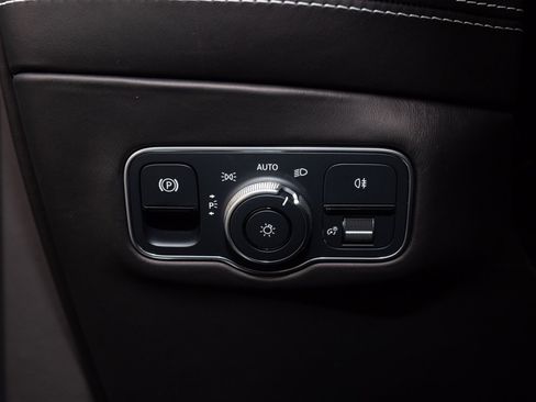 Used 2023 Aston Martin DBX 707 image 28