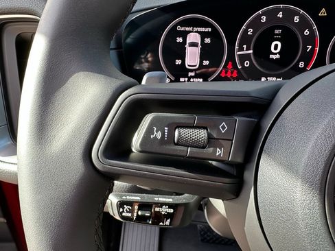 Certified 2026 Porsche Cayenne AWD/4WD image 17