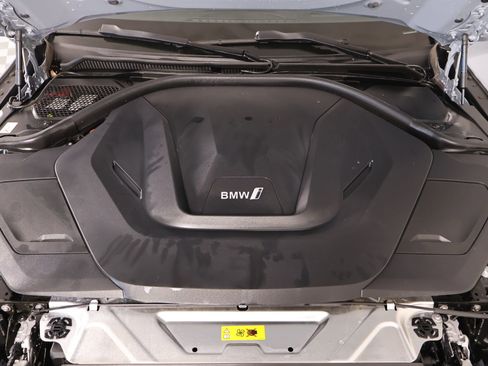 Used 2024 BMW i4 xDrive40i w/ M Sport Package image 21