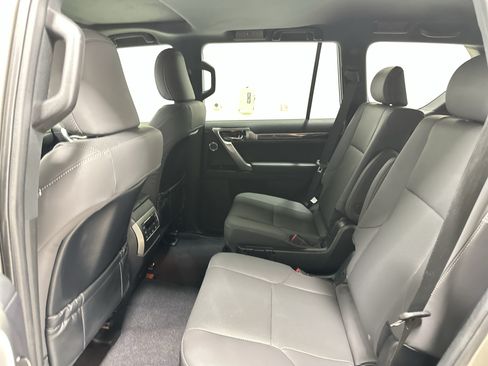 Used 2023 Lexus GX 460 Premium AWD/4WD image 31