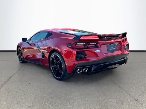 Used 2022 Chevrolet Corvette Stingray Preferred Cpe w/ Z51 Performance Package RWD image 5