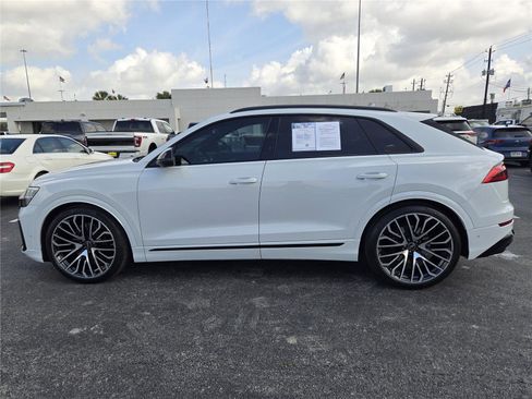 Used 2025 Audi SQ8 Prestige AWD/4WD image 5