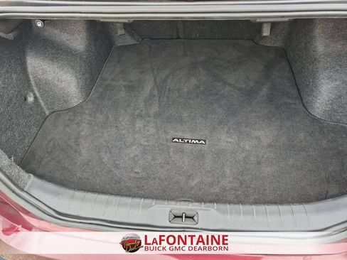 Used 2024 Nissan Altima 2.5 SV FWD image 29