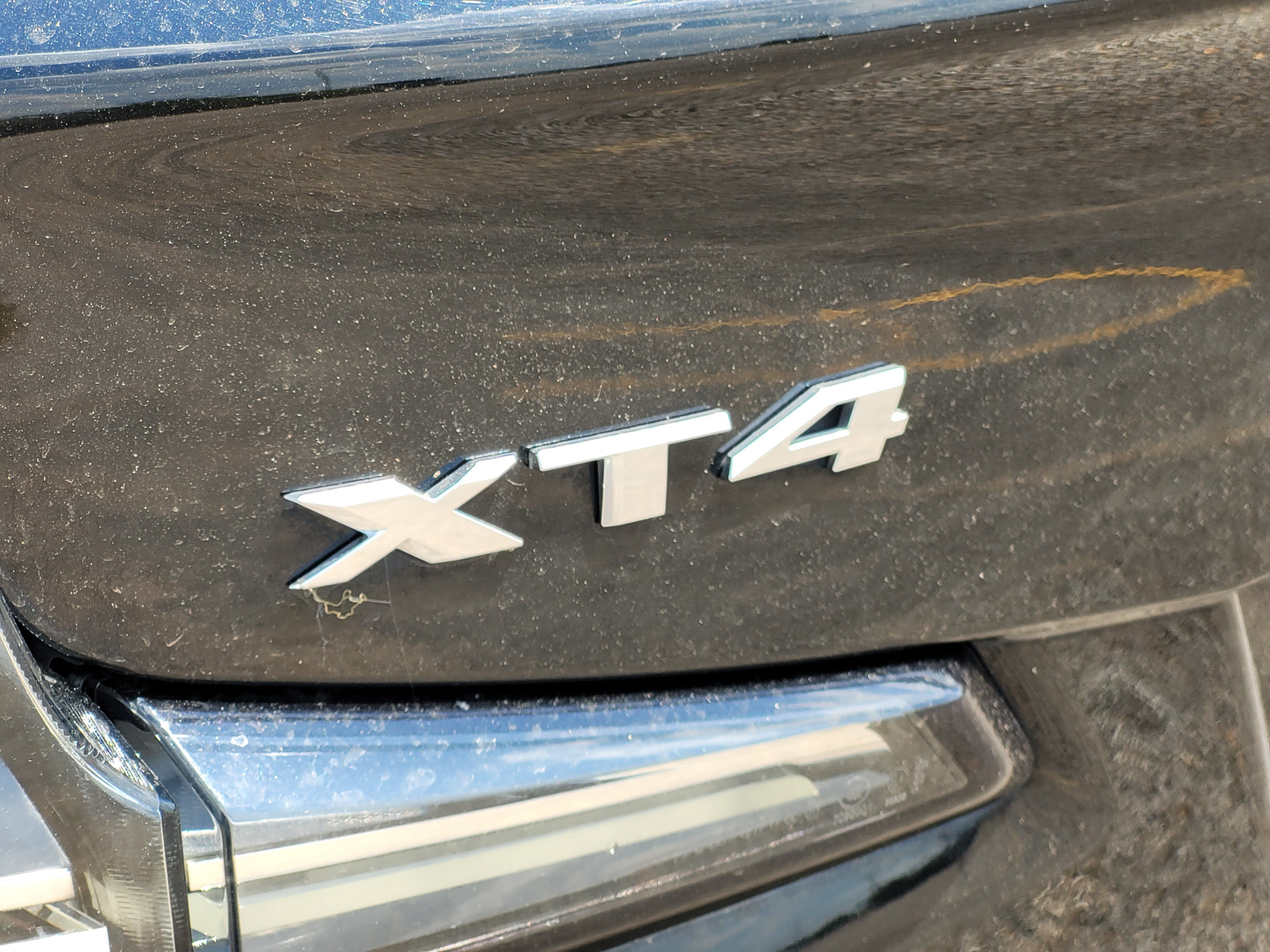 Used 2019 Cadillac XT4 Sport w/ Driver Awareness Package FWD image 8
