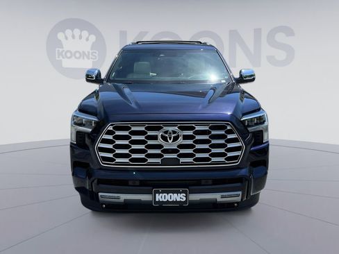 Used 2024 Toyota Sequoia Capstone AWD/4WD image 19