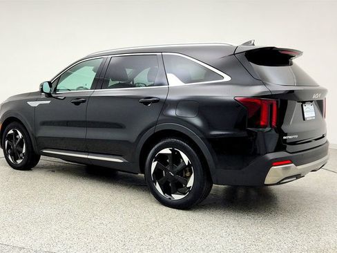 Used 2025 Kia Sorento EX AWD/4WD image 7