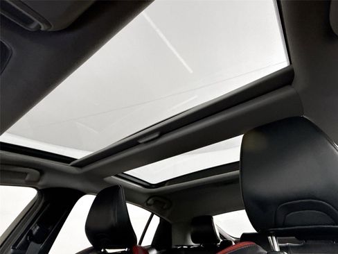 Certified 2023 Toyota Prius Prime FWD image 6