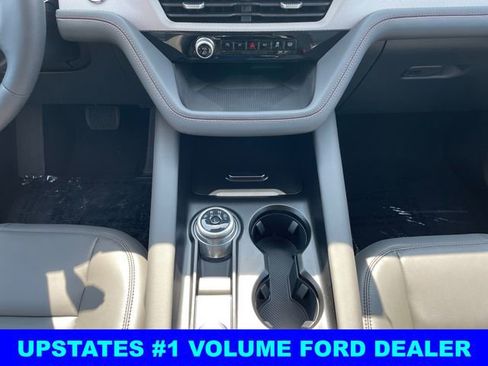New 2025 Ford Explorer Active w/ Active Comfort Package image 11