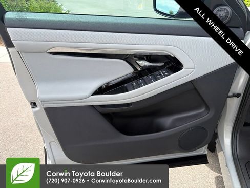 Used 2023 Land Rover Range Rover Evoque S AWD/4WD image 23