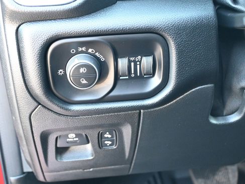 Used 2022 RAM 1500 Laramie image 17