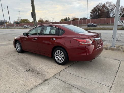 Used 2013 Nissan Altima 2.5 S image 7