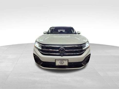 Certified 2023 Volkswagen Atlas Cross Sport SEL Premium R-Line AWD/4WD image 2