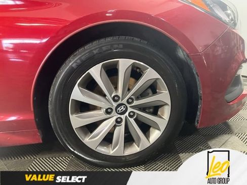 Used 2015 Hyundai Sonata Sport w/ Option Group 04 FWD image 24