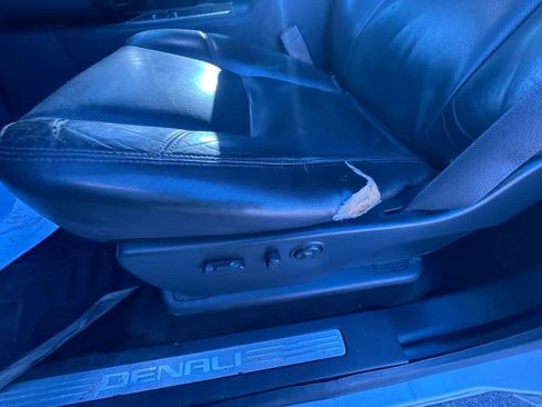 Used 2013 GMC Sierra 2500 Denali w/ Suspension Package, Off-Road image 13