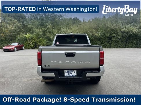 Used 2024 Toyota Tacoma TRD Off-Road image 5