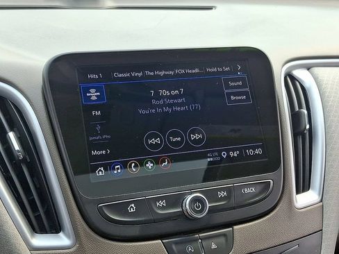 Used 2023 Chevrolet Malibu LT FWD image 19