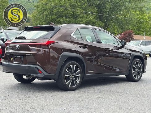Used 2020 Lexus UX 250h w/ Premium Package AWD/4WD image 6