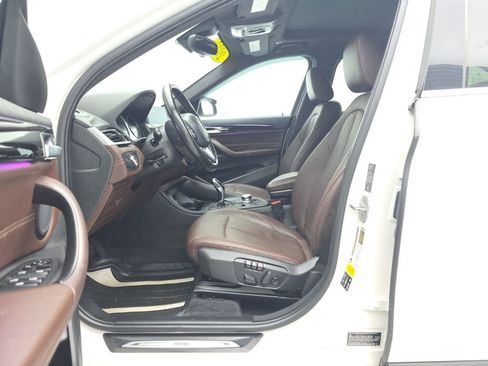 Used 2021 BMW X1 xDrive28i w/ Convenience Package AWD/4WD image 10