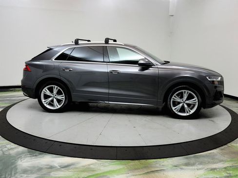 Used 2019 Audi Q8 Premium Plus w/ Premium Plus AWD/4WD image 4