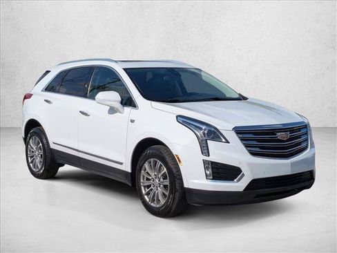 Used 2019 Cadillac XT5 Luxury FWD image 3