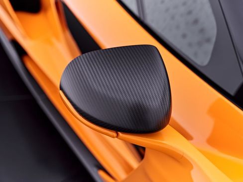 Used 2019 McLaren Senna RWD image 36