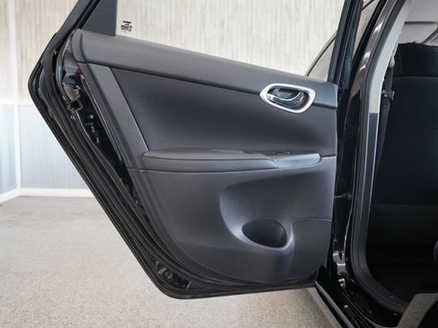 Used 2019 Nissan Sentra SV FWD image 35