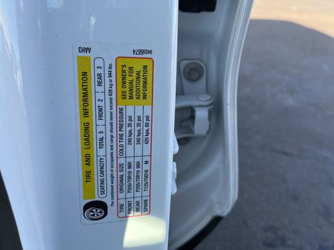 Used 2019 Chevrolet Trax LT w/ LT Convenience Package image 26