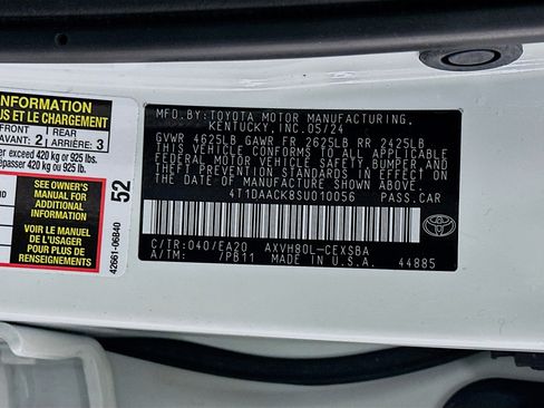 Used 2025 Toyota Camry SE w/ Multimedia Upgrade Package image 12