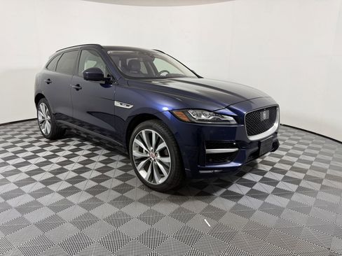 Used 2017 Jaguar F-PACE R-Sport image 6